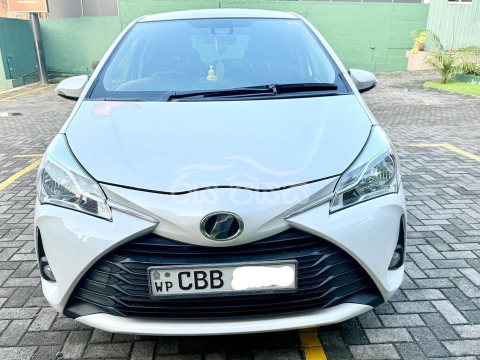 Toyota Vitz Safety Edition 2 for sale in Kolonnawa