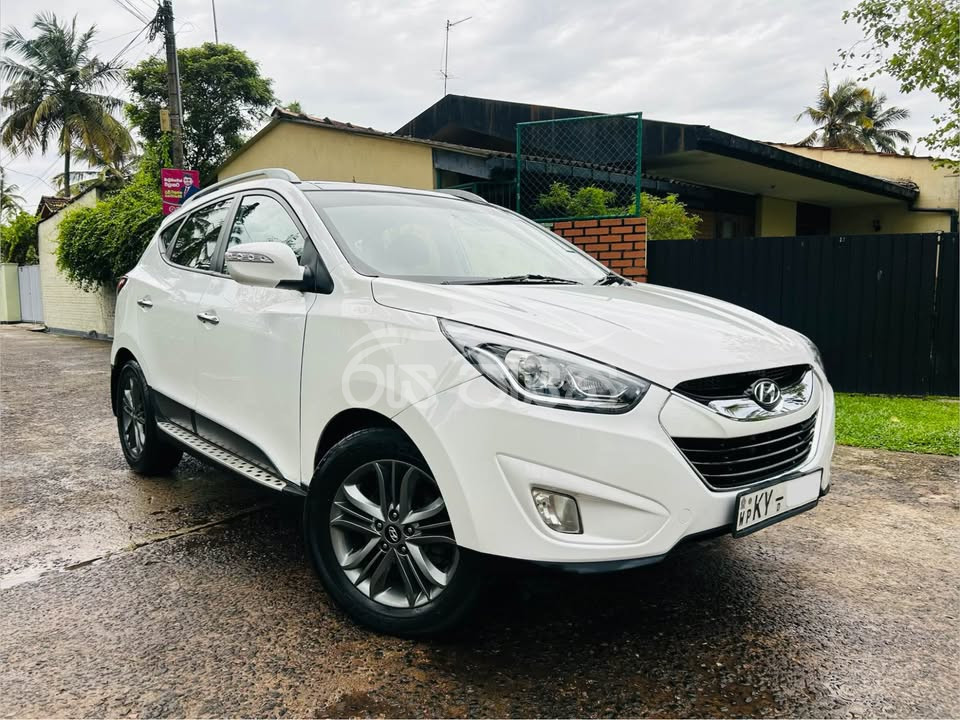 HYUNDAI TUCSON 1 To 1 for sale in Moratuwa