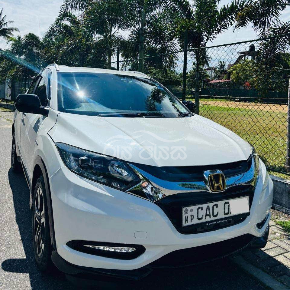 Honda Vezel Z Orange Limited Edition Gold badge
