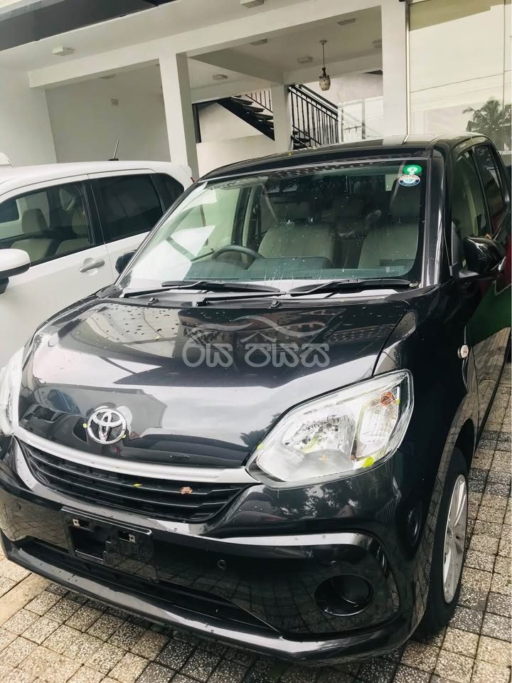 Toyota Passo x for sale in Colombo 1