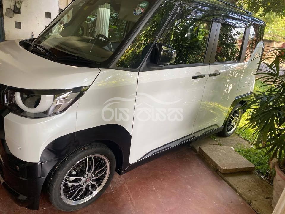 Mitsubishi Delica for sale in Bangalawatta, Lewalla, Kandy