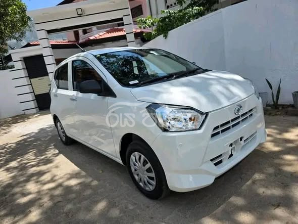Daihatsu Es Mira
