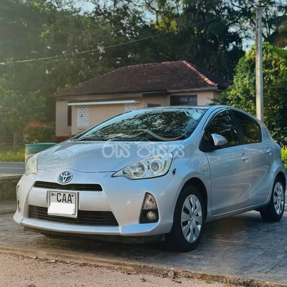 Toyota Aqua S