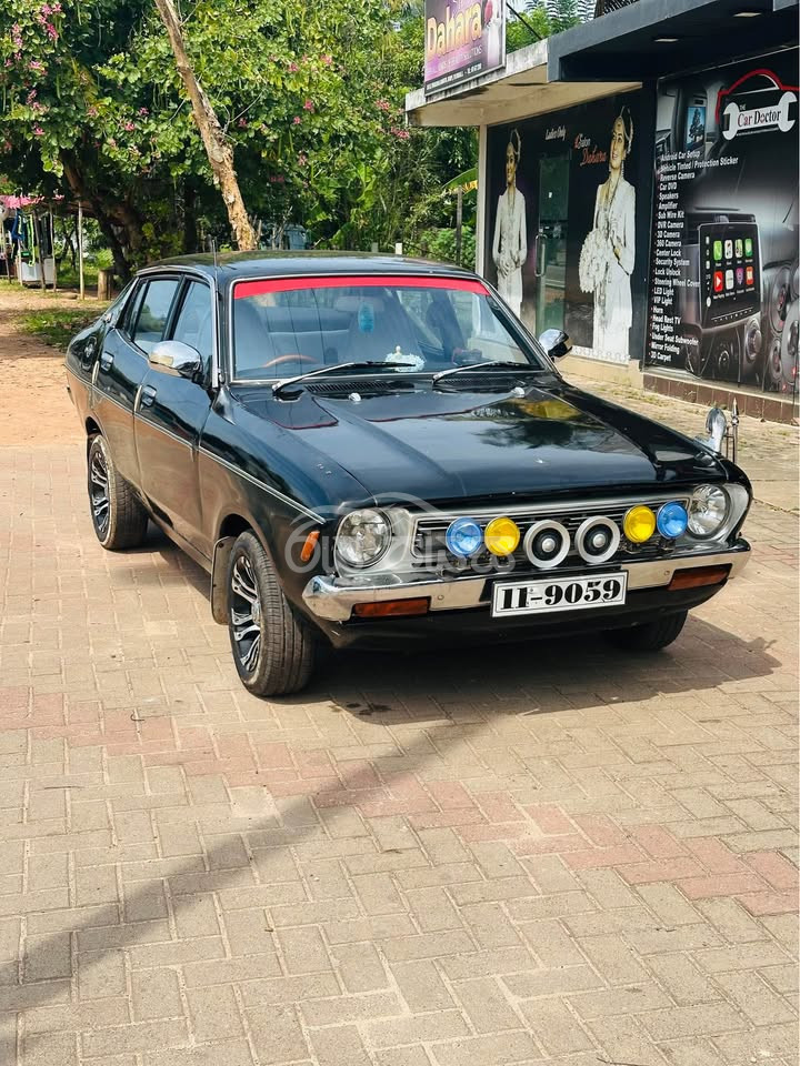 Nissan Sunny B211