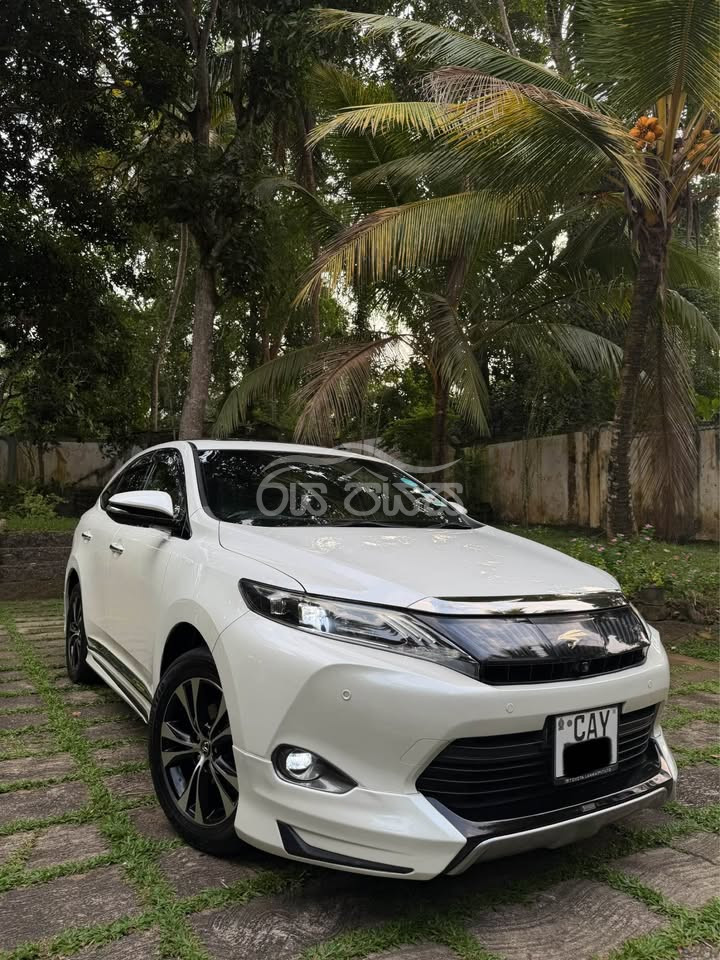 Toyota Harrier Advance Premium for sale in Matara