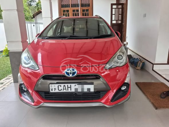 Toyota Aqua X Urban for sale in Gampaha