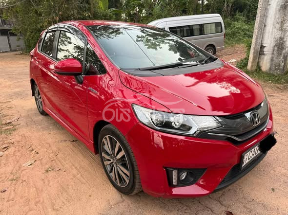 Honda Fit GP5 – S Grade Safety Package