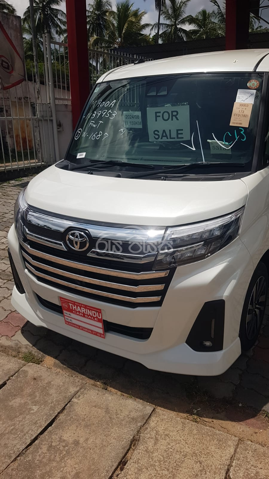 Toyota ROOMY CUSTOM G